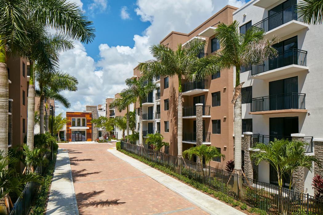 Cortland Deerfield Station Image