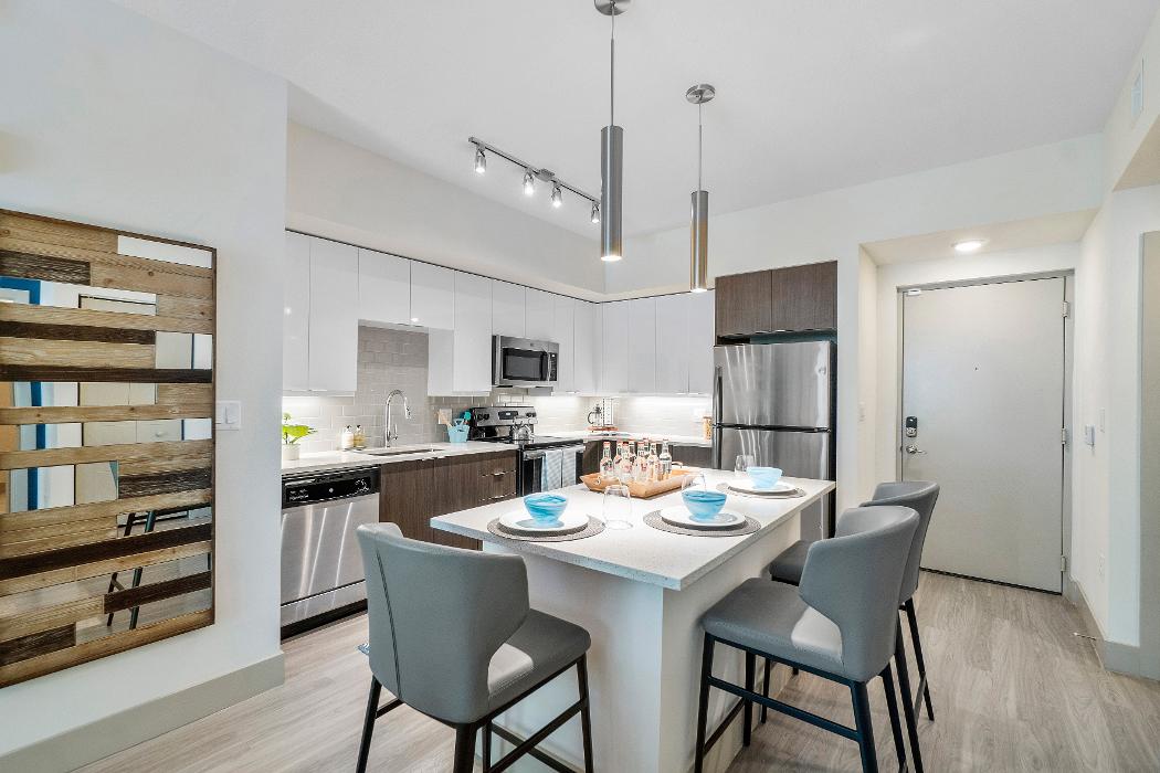 Cortland Deerfield Station Image