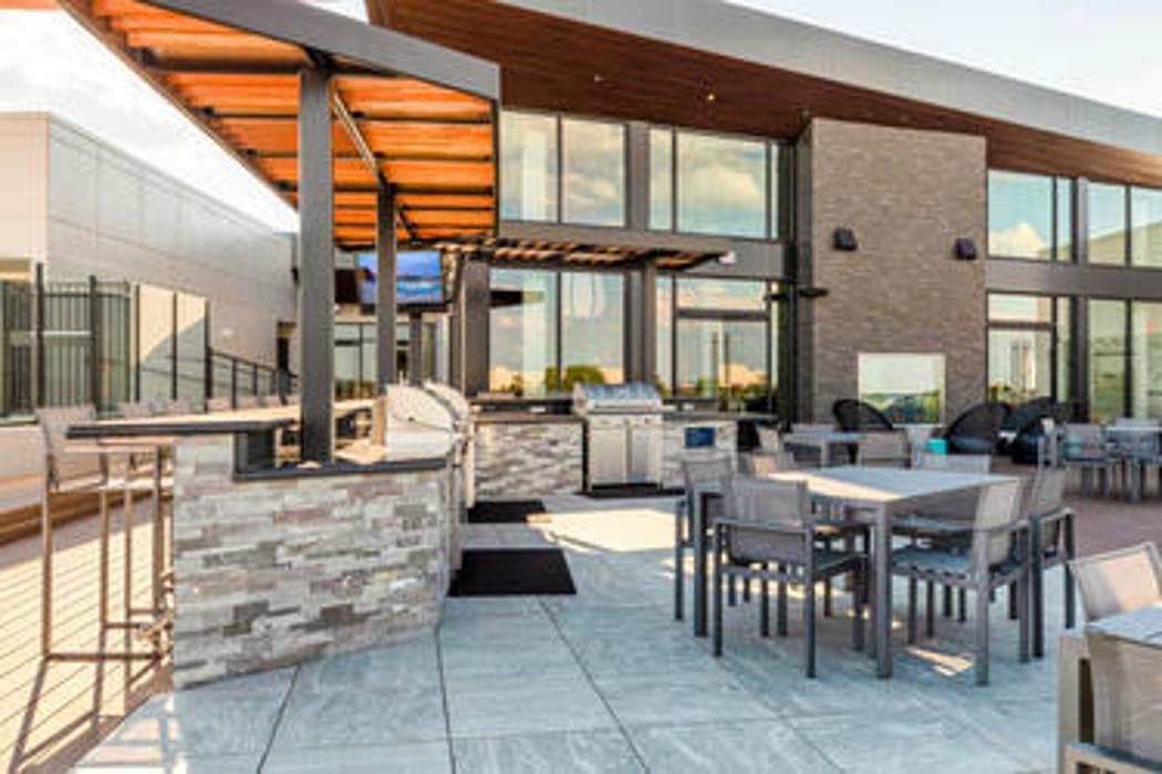 Cortland Columbia Pike Image