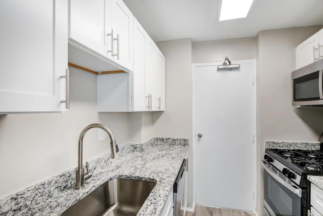 Cortland on Adams Image