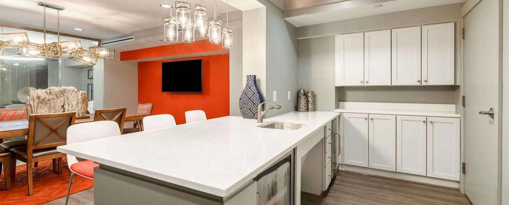 Cortland on Adams Image