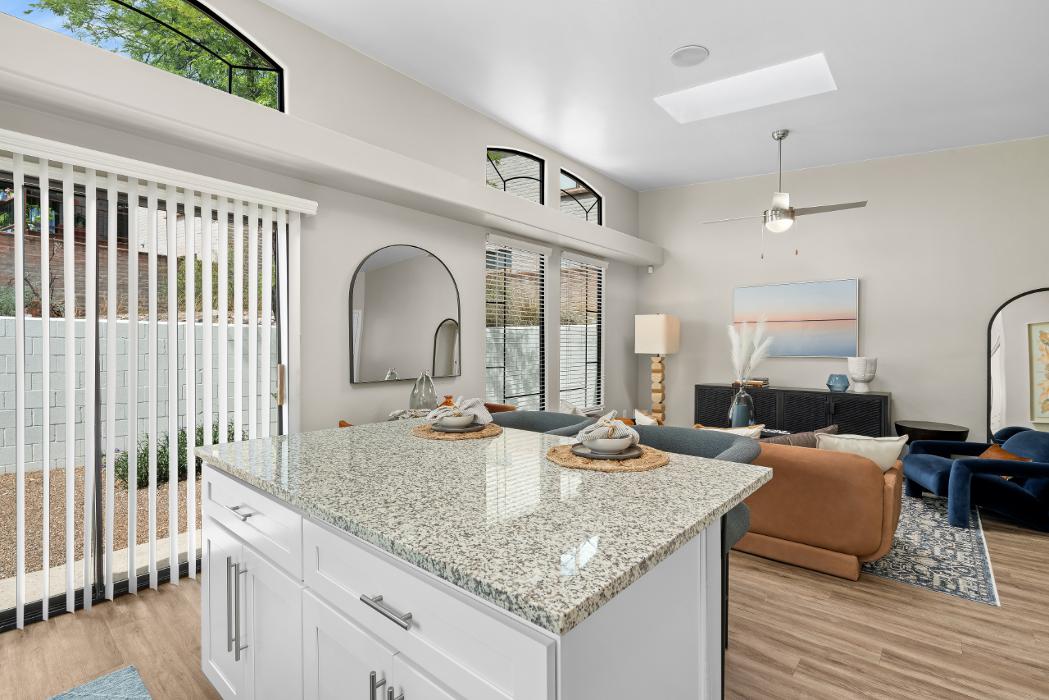 Cortland Las Casas Image