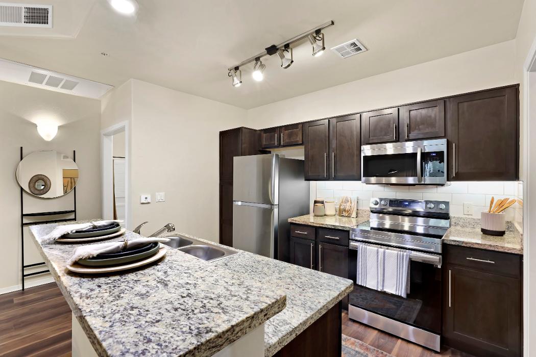 Cortland on the Loop Image