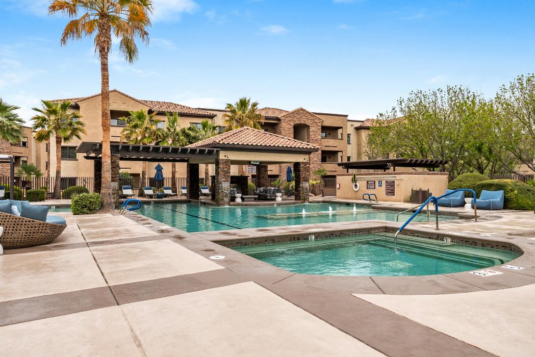 Cortland on the Loop Image