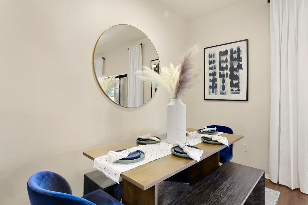 Cortland on the Loop Image