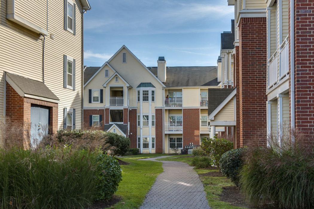 The Landing at Herndon Image