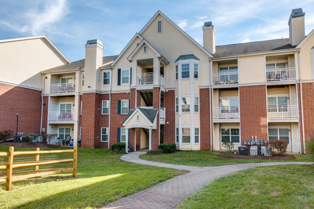 The Landing at Herndon Image