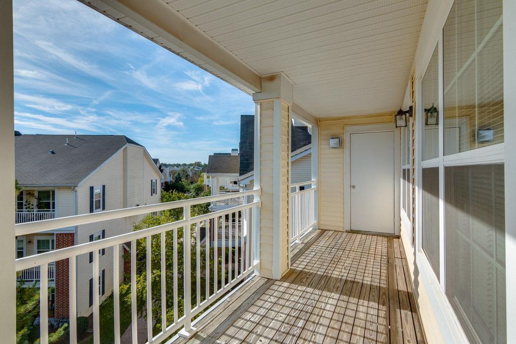 The Landing at Herndon Image