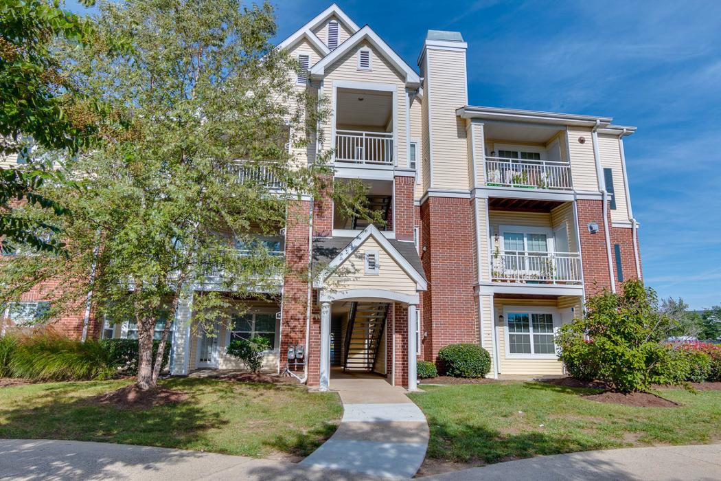 The Landing at Herndon Image