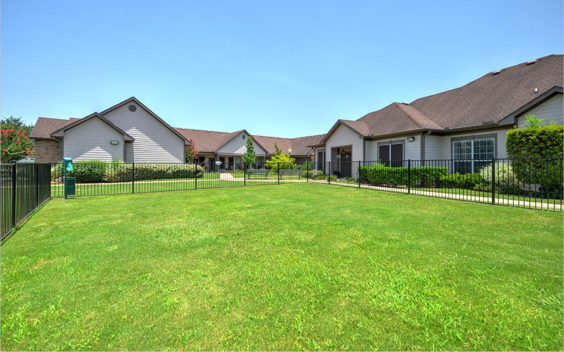 Attiva Pearland Image