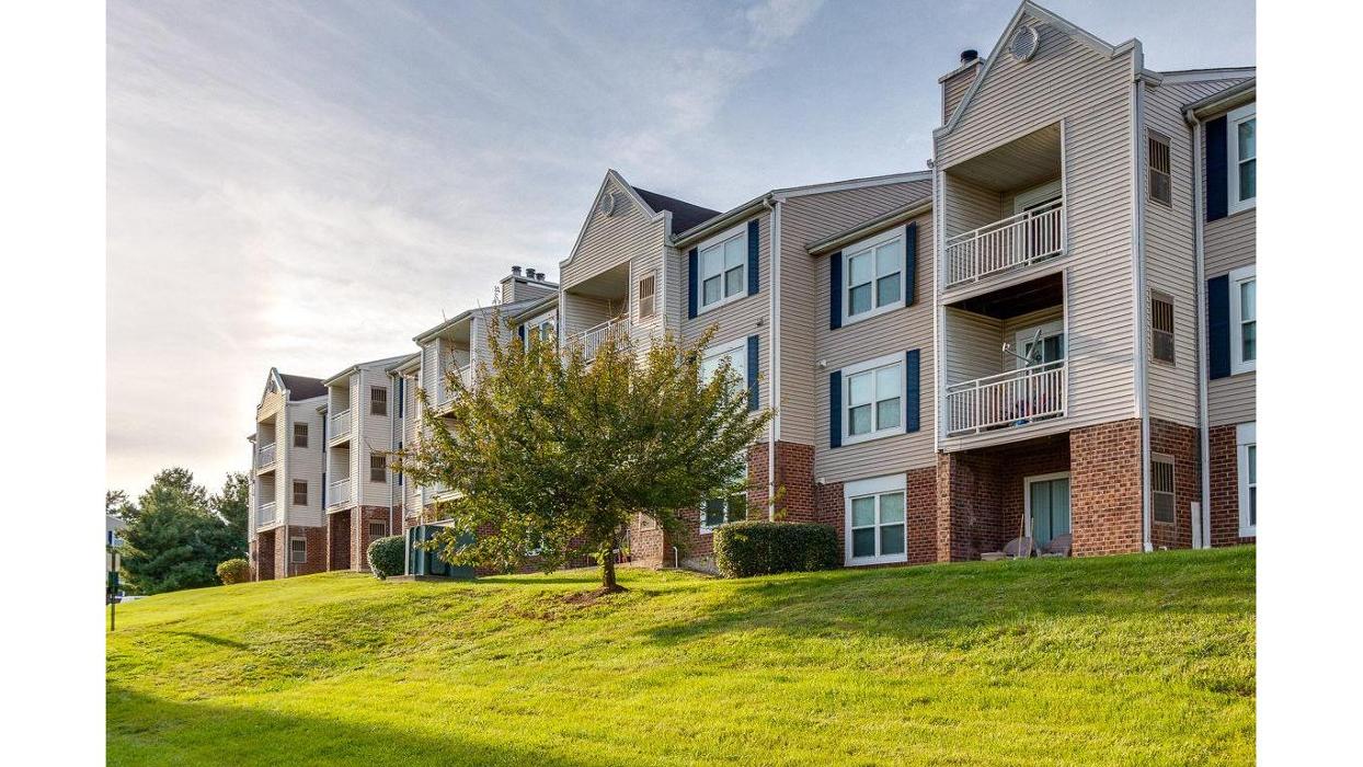 Cortland Van Dorn Image