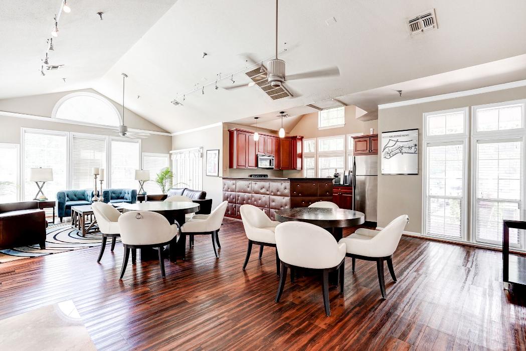 Cortland Van Dorn Image