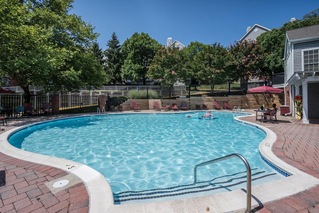 Cortland Van Dorn Image