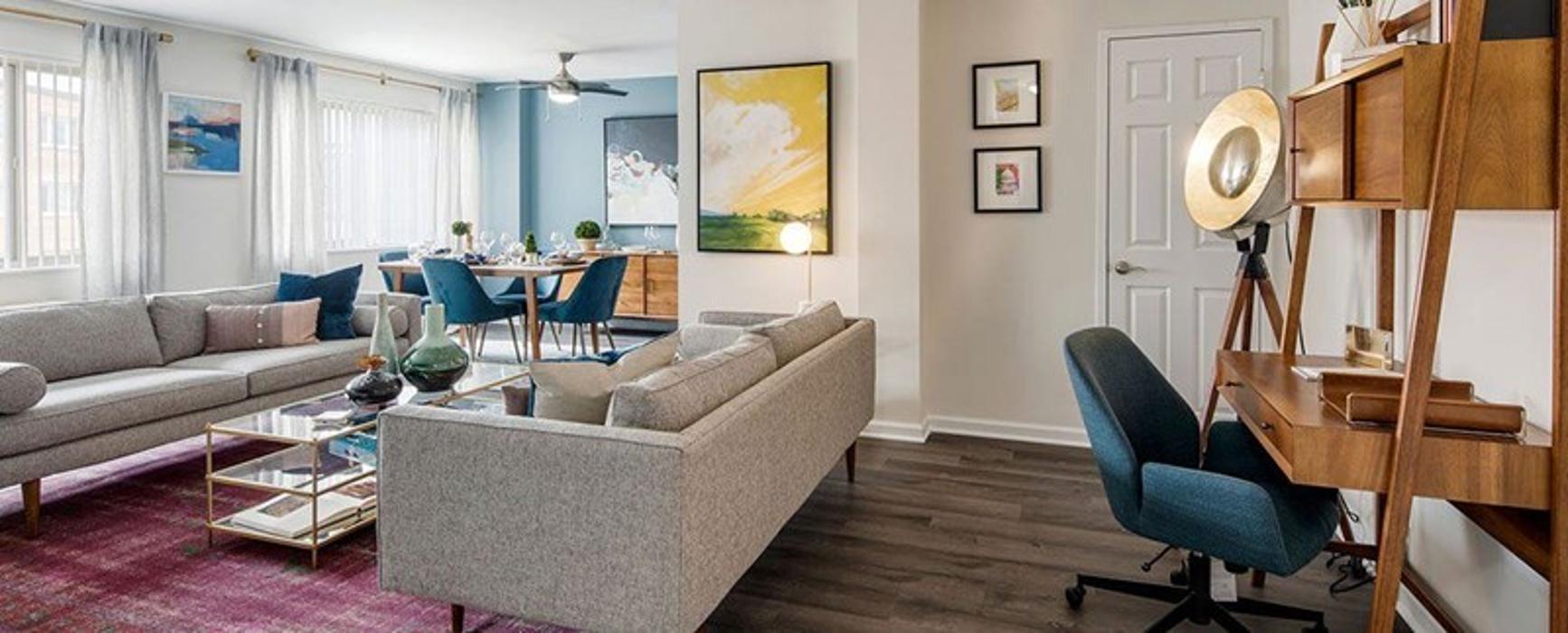 Cortland on Pike Image