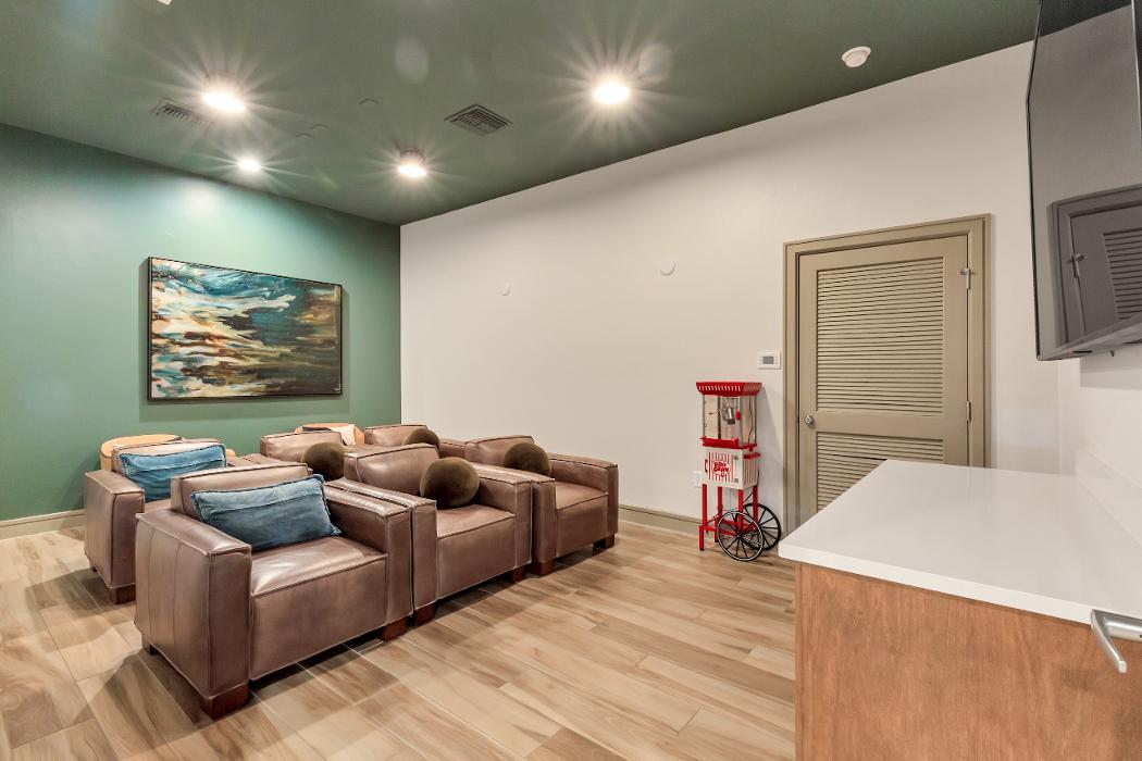 Cortland Westminster Image