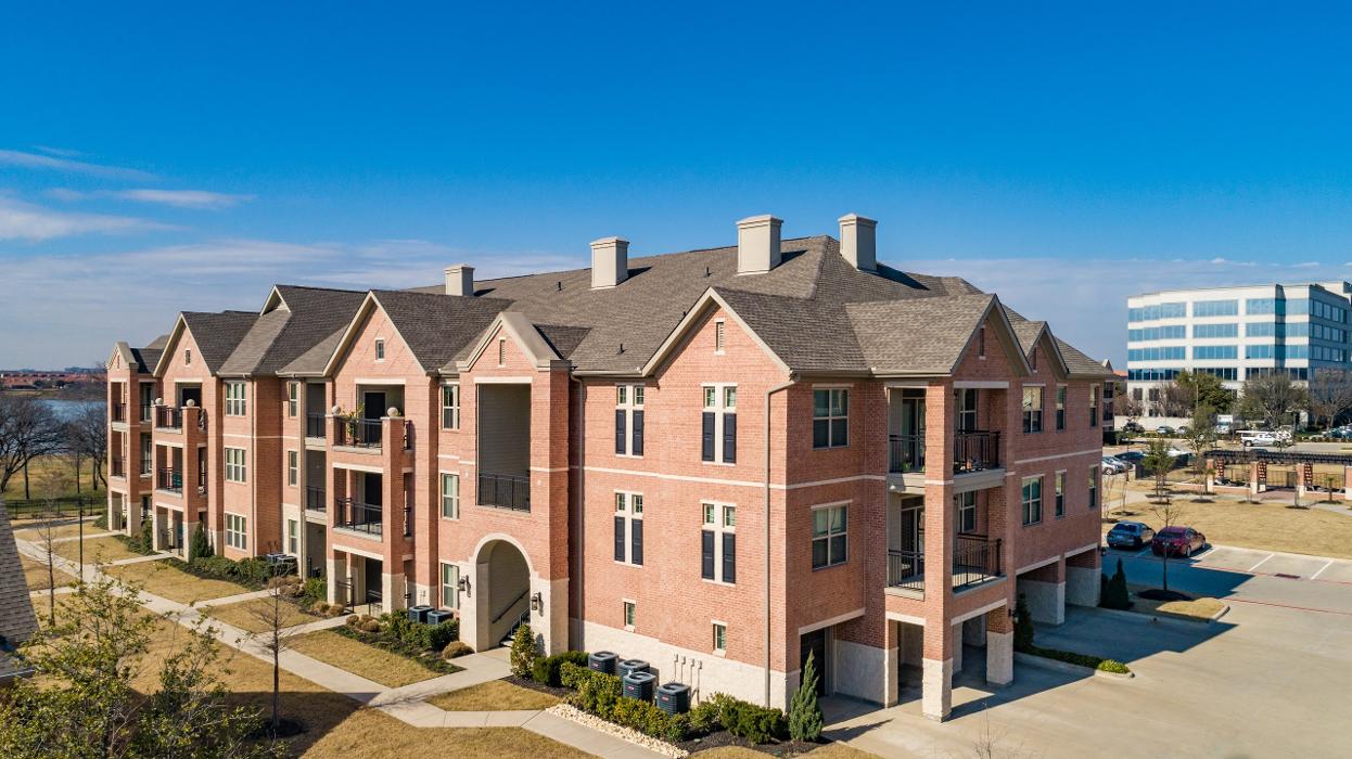 Cortland Waters Edge Image