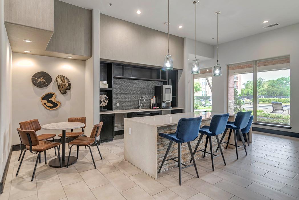 Cortland Waters Edge Image