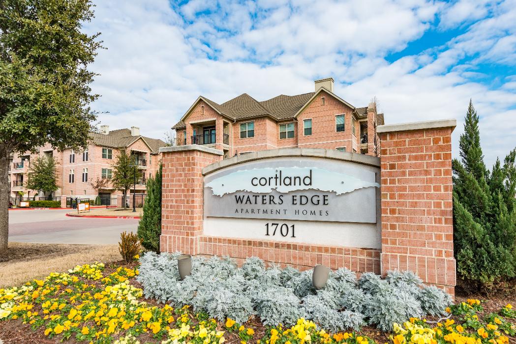 Cortland Waters Edge Image