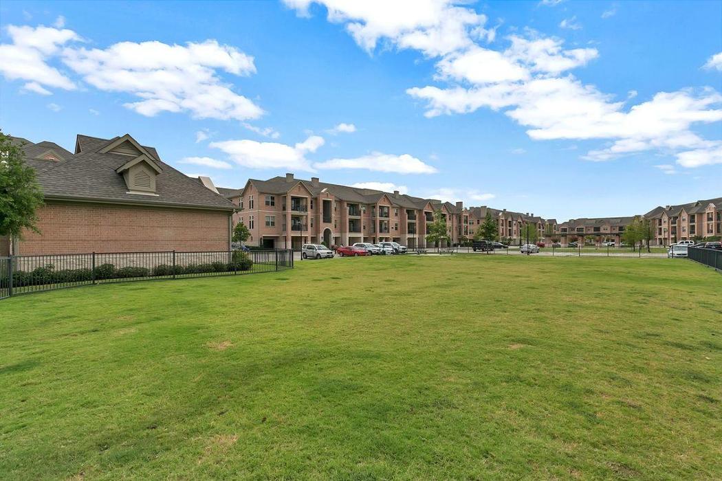 Cortland Waters Edge Image