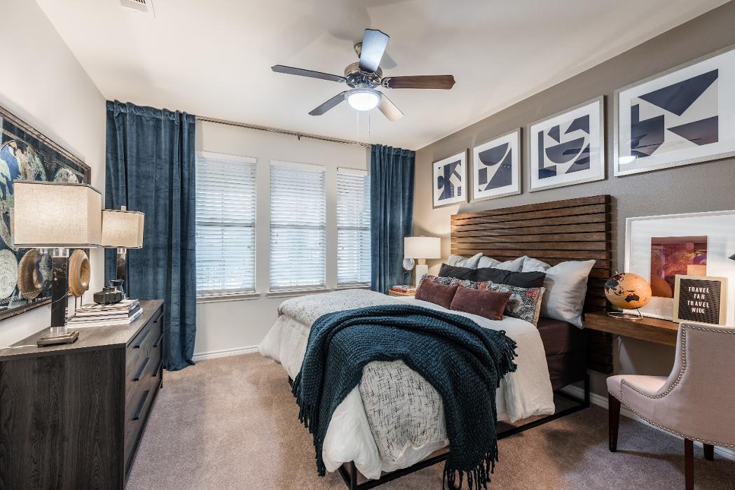 Cortland Waters Edge Image