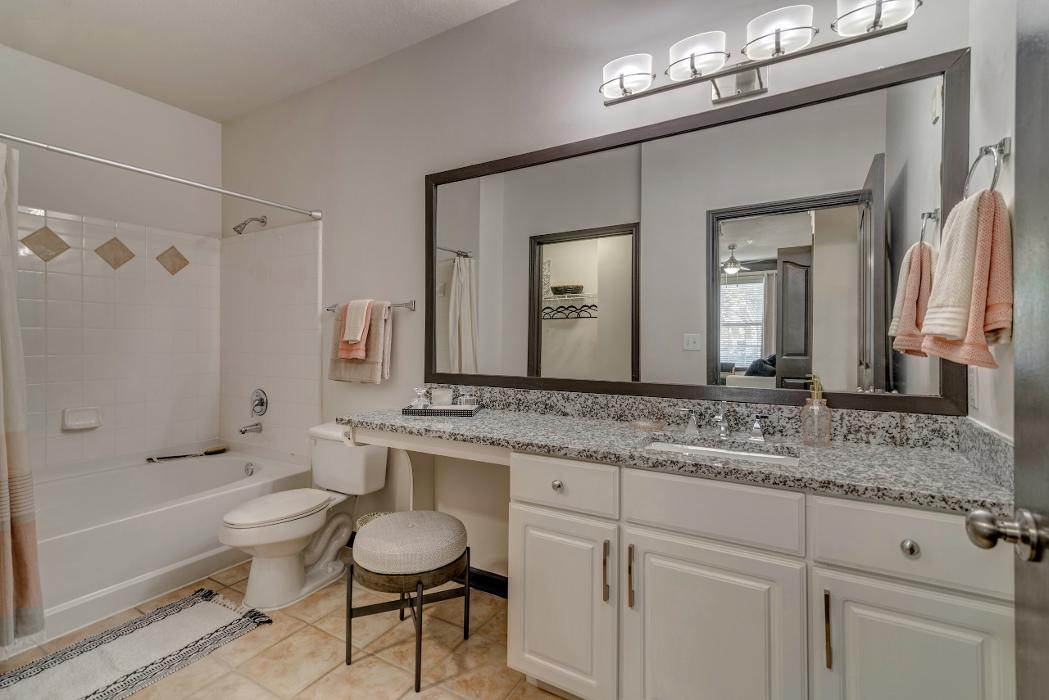 Cortland Ridglea Image