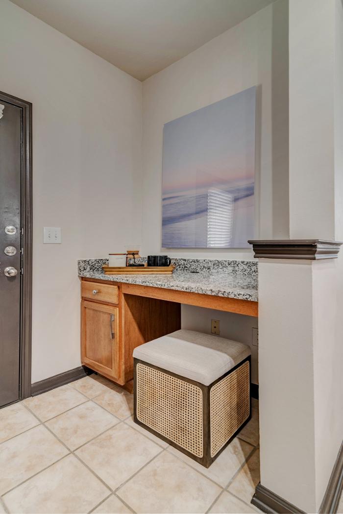 Cortland Ridglea Image