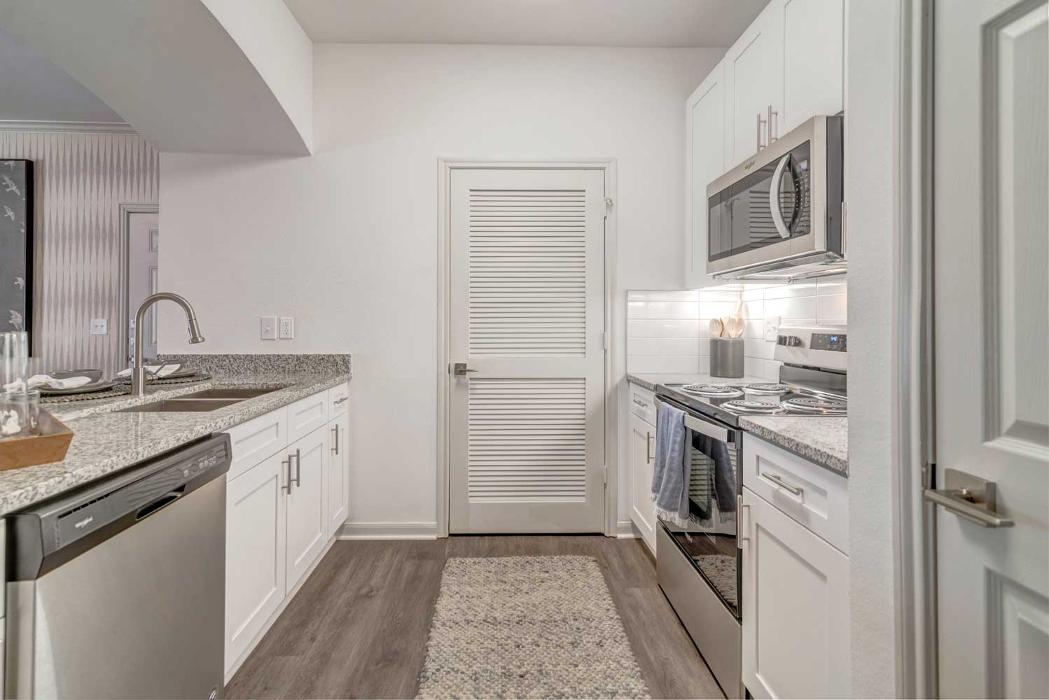 Cortland Ridglea Image