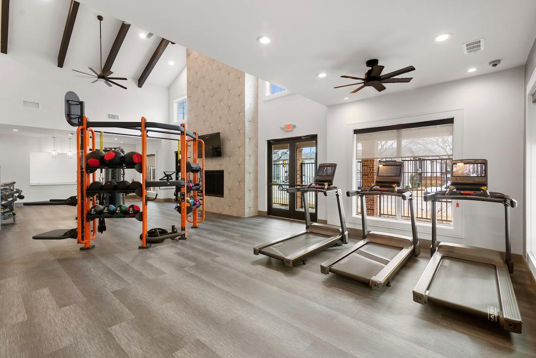 Cortland Ridglea Image