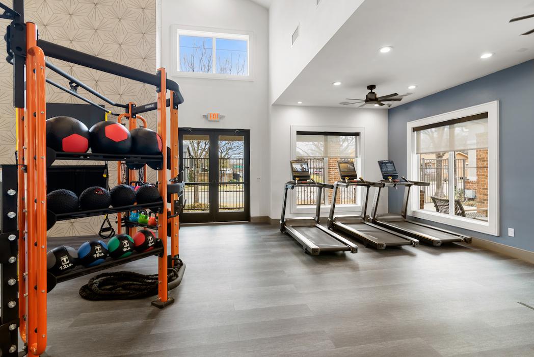 Cortland Ridglea Image