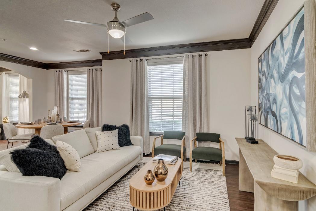 Cortland Ridglea Image