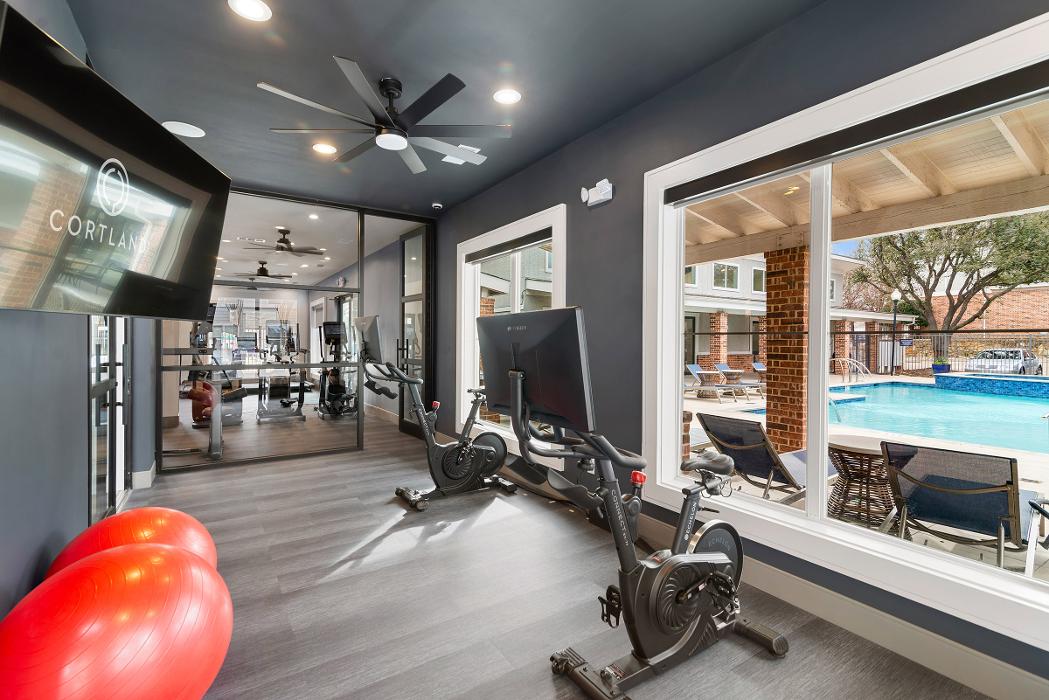 Cortland Ridglea Image