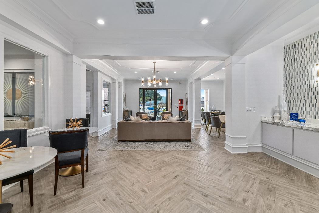 Cortland Ridglea Image