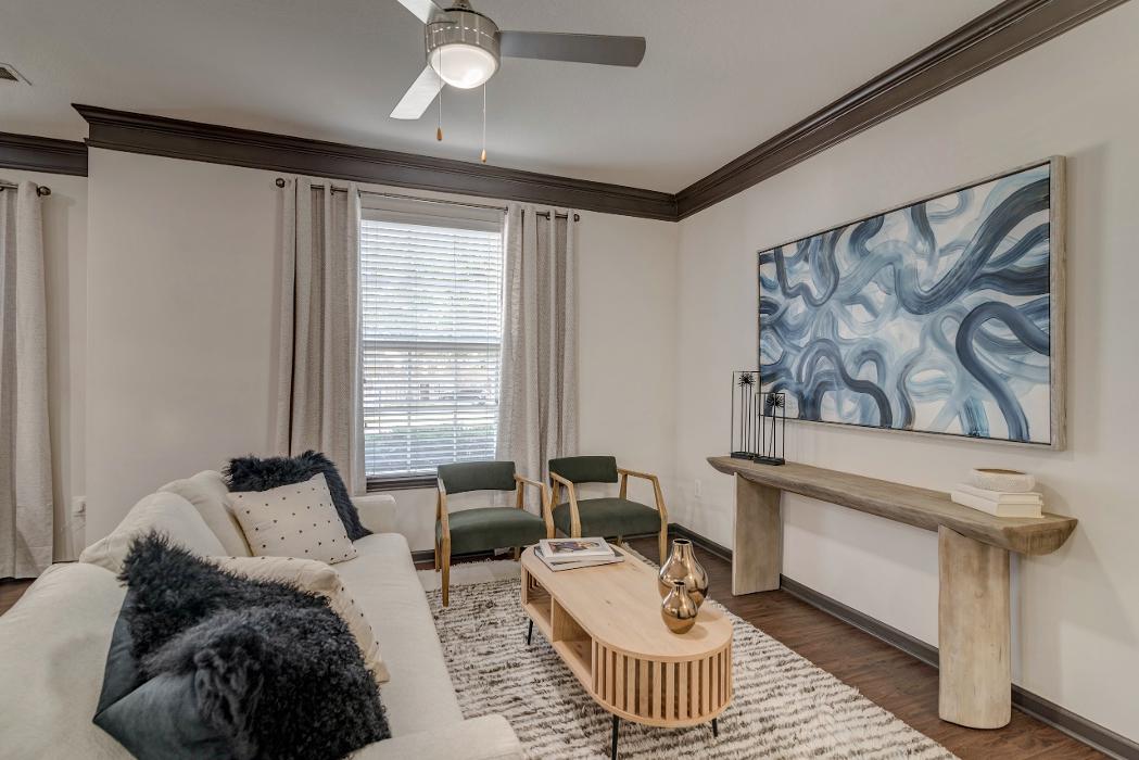 Cortland Ridglea Image