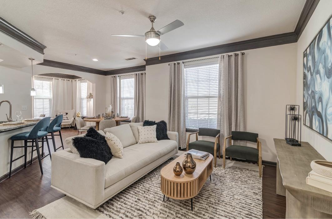 Cortland Ridglea Image