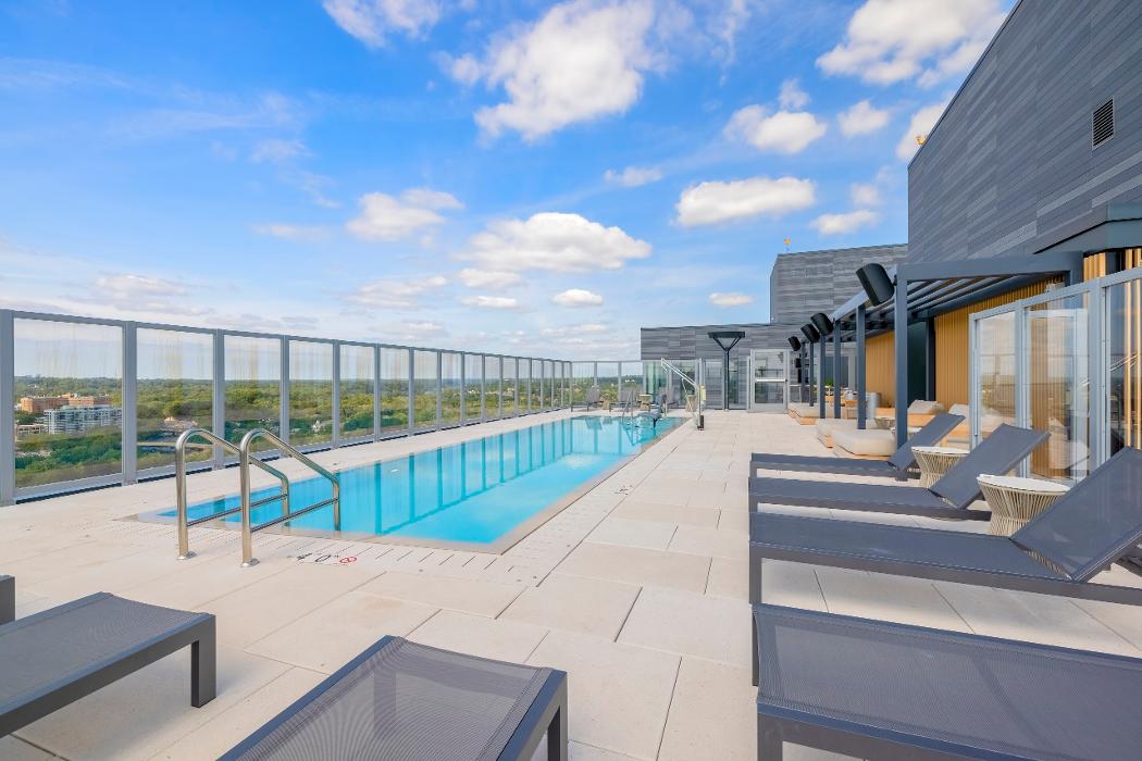 Cortland Rosslyn Image