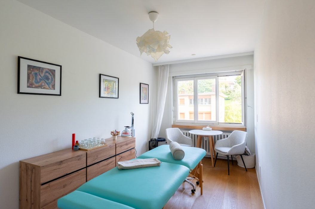 Sabine Wasserrab Praxis für TCM & Shiatsu, Bederstrasse in Zürich