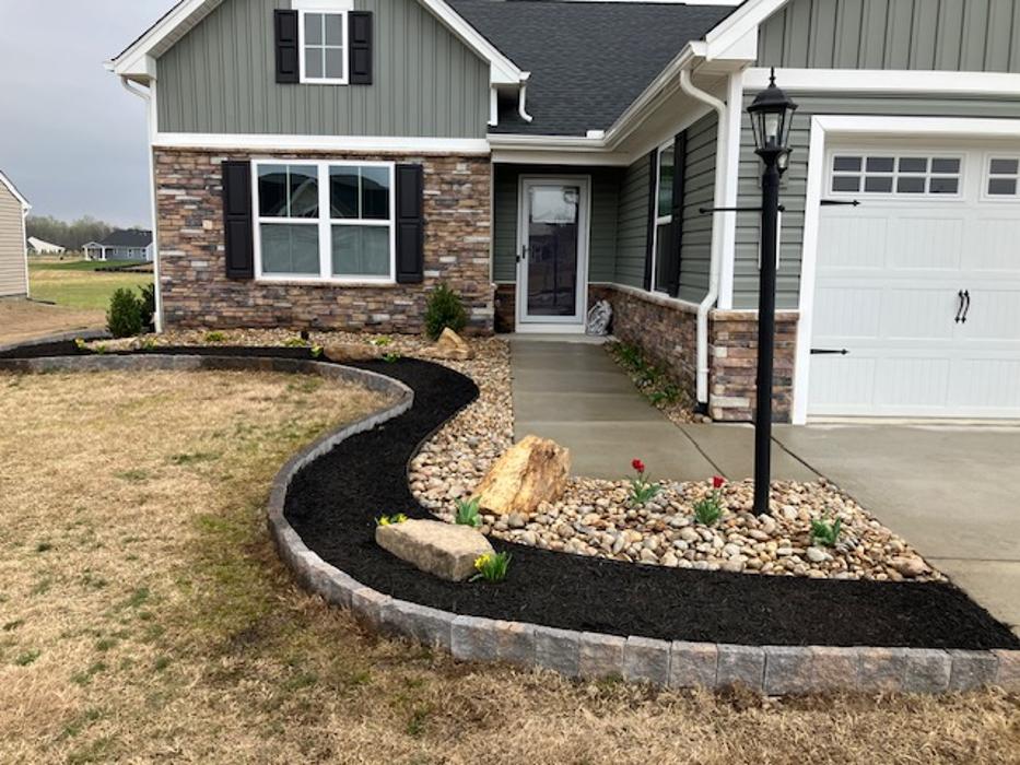 Schultz Lawnscapes Richmond VA Image