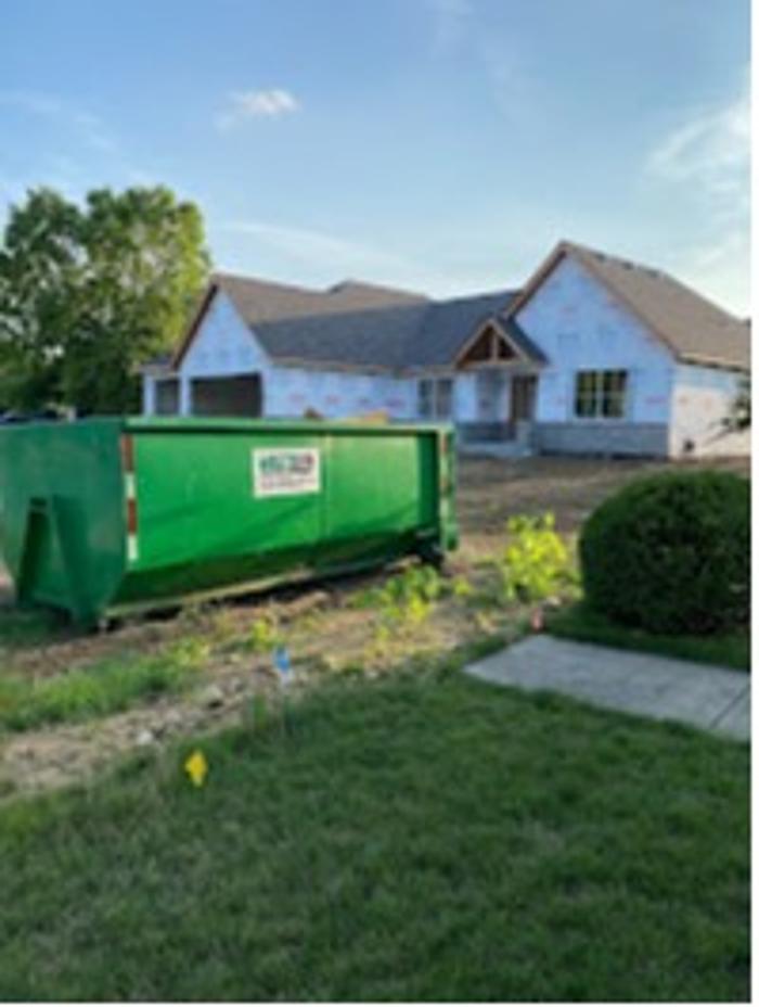 Home remodel dumpster rental in Naperville, IL
WasteBox Inc dumpster rental placed for a residential renovation cleanup, ideal for mixed remodeling debris and household junk.