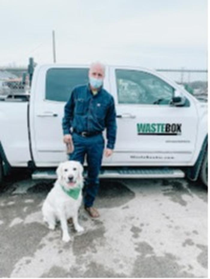 Residential dumpster rental in Lemont, IL
WasteBox Inc dumpster delivery for a home cleanout and renovation project with easy driveway