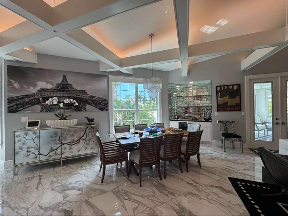 High-quality house cleaning service in Bonita Springs and Estero. From kitchens to bathrooms, Phoenix Cleaning focuses on precision, sanitation, and attention to detail to ensure a consistently clean and comfortable home environment.