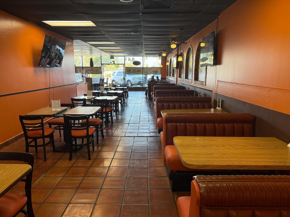 La Lomita Mexican Grill Image