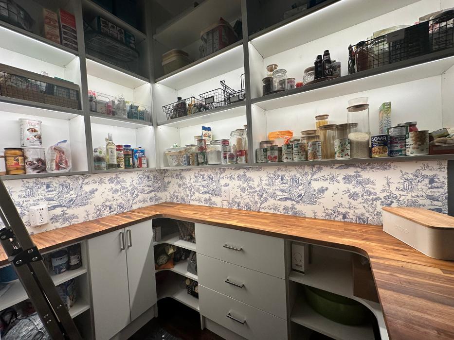 Up Closets of Madison