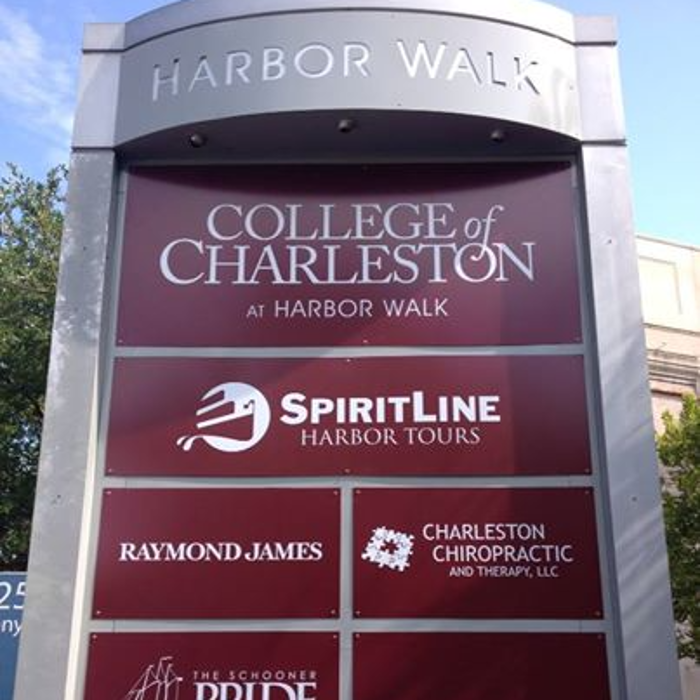 Charleston Chiropractic And Therapy Logo