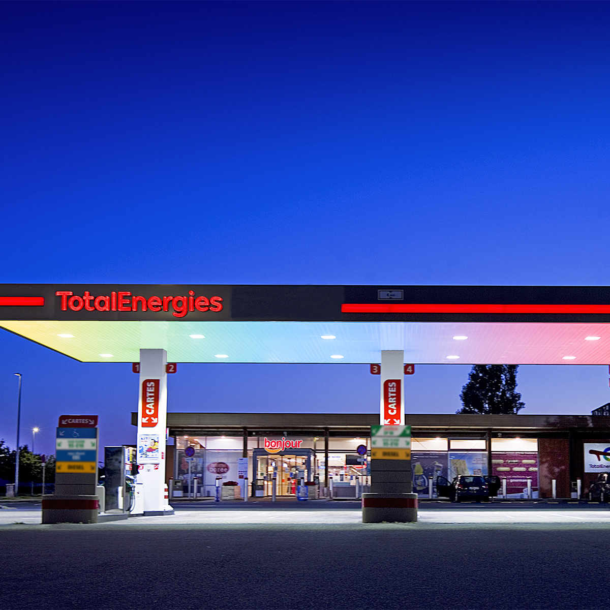 This is a picture representing NF080424 (FUELING) - RELAIS DE LIVRON AUTOMAT This is a picture representing NF080424 (FUELING) - RELAIS DE LIVRON AUTOMAT