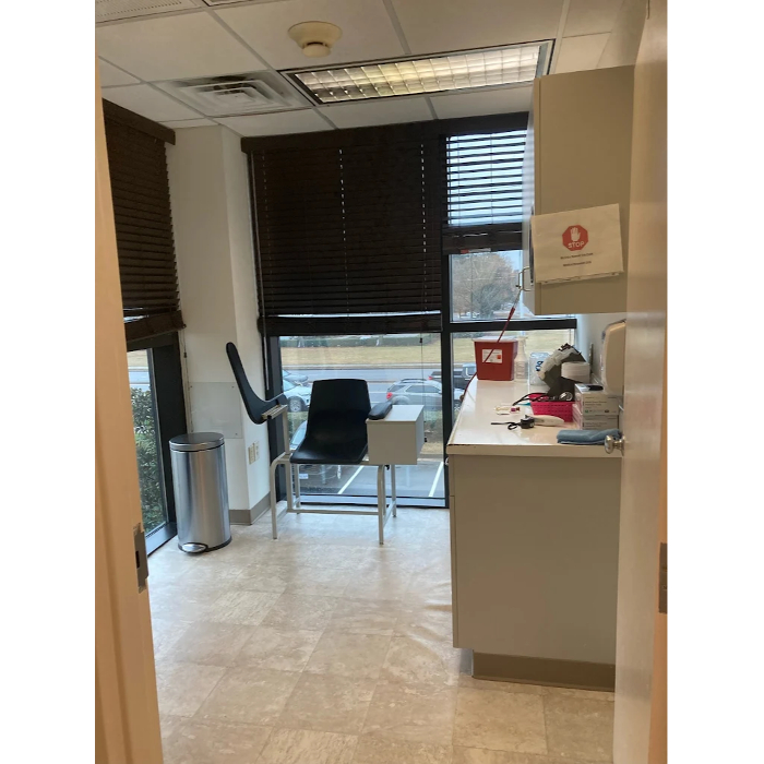 On-site staff amenities at Men's Wellness Centers Virginia Beach, supporting a full-service medical team dedicated to testosterone replacement therapy and men's health care.
