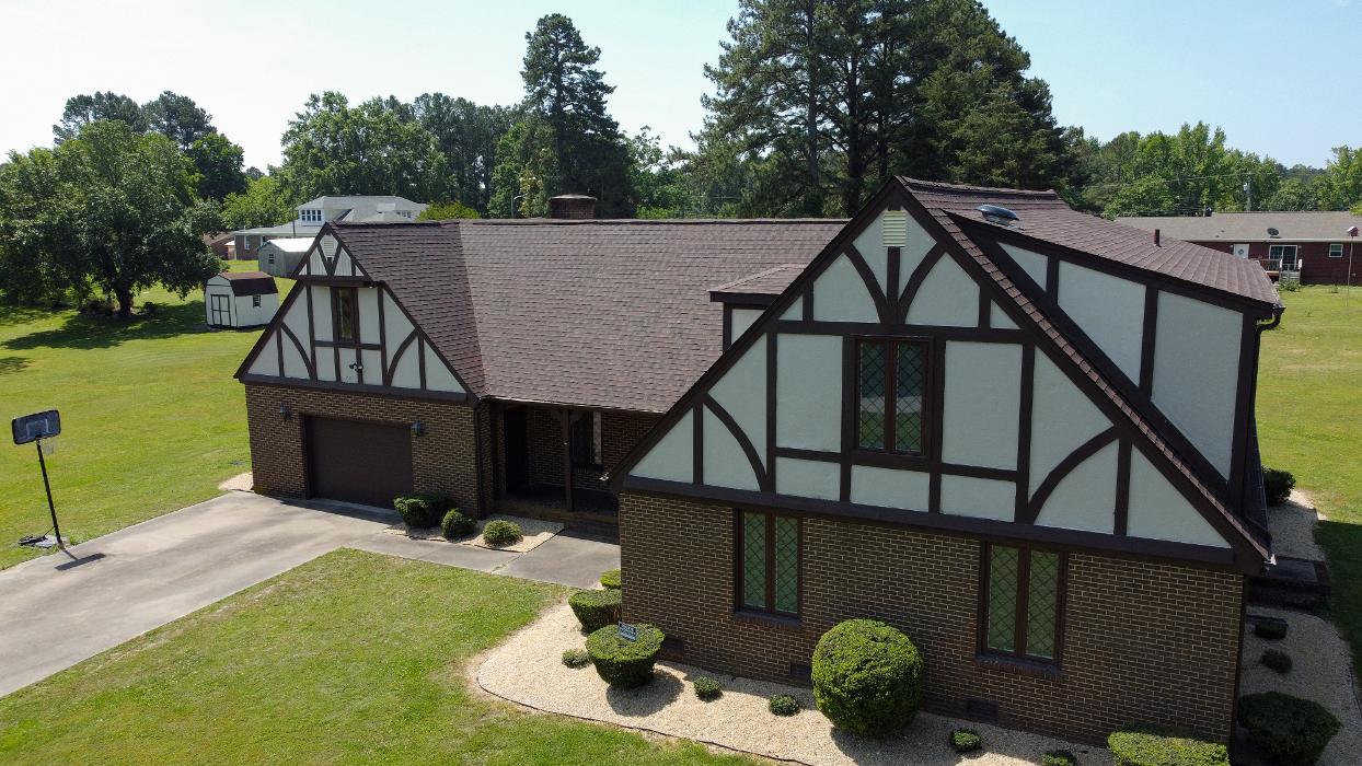 Kenneth Daniel Roofing Image