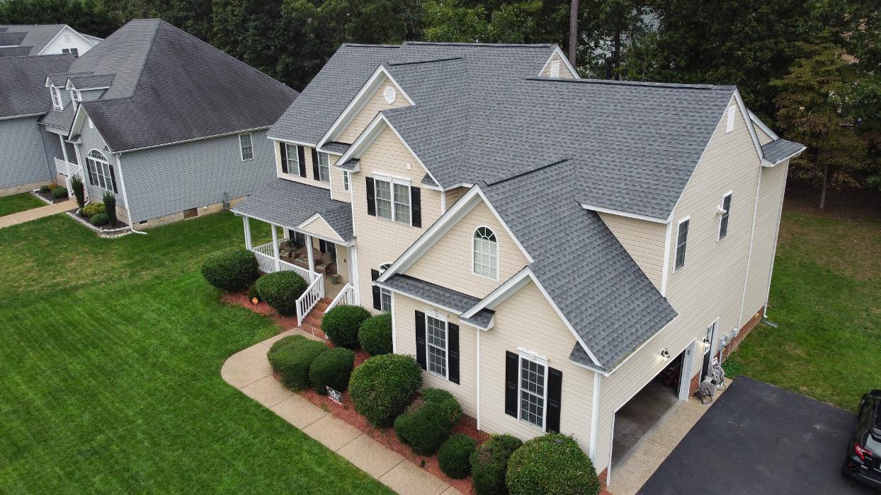 Kenneth Daniel Roofing Image