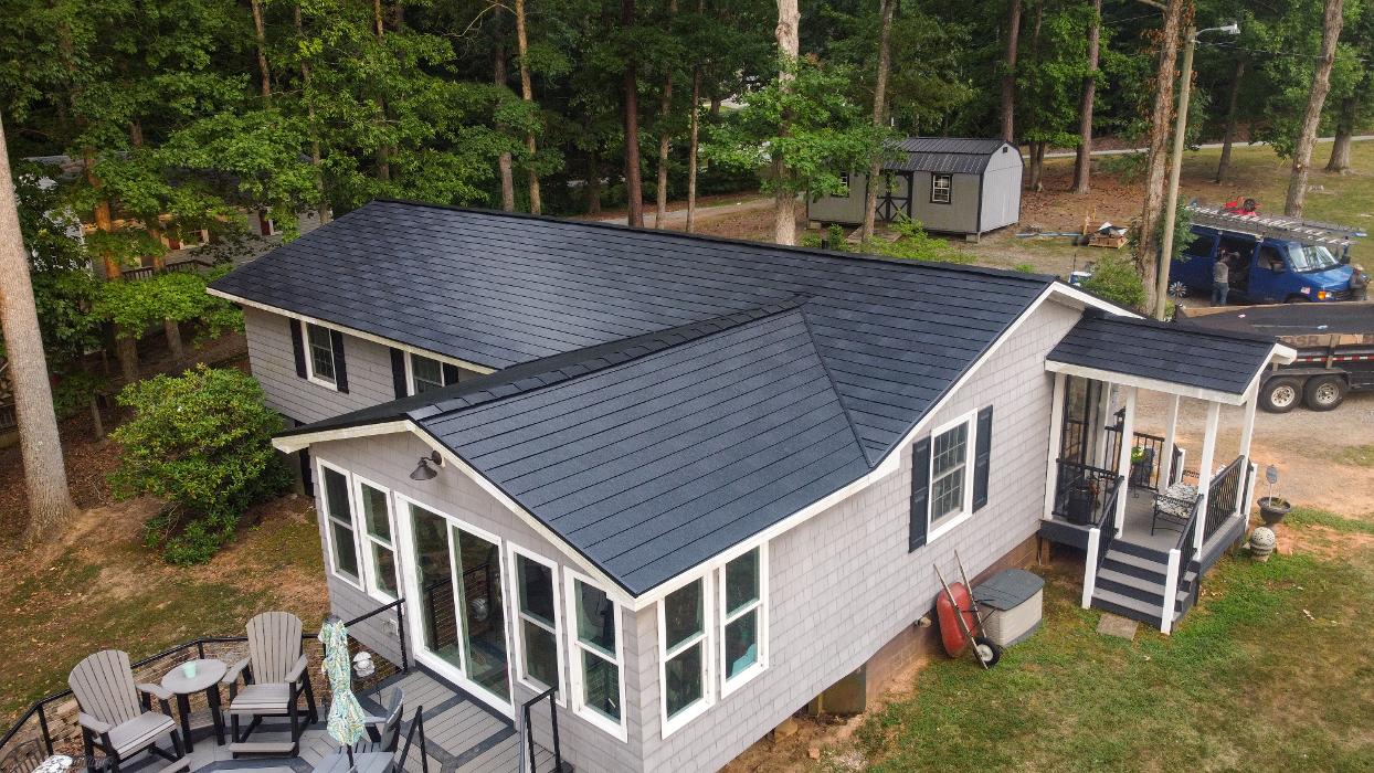 Kenneth Daniel Roofing Image