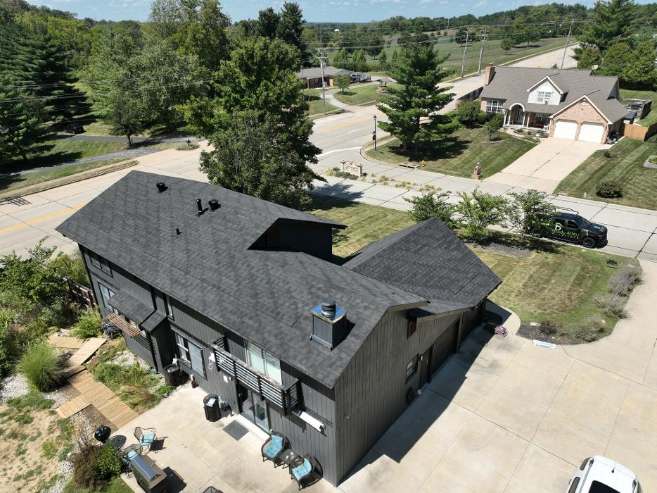 Ridgeline Roofing & Restoration Image