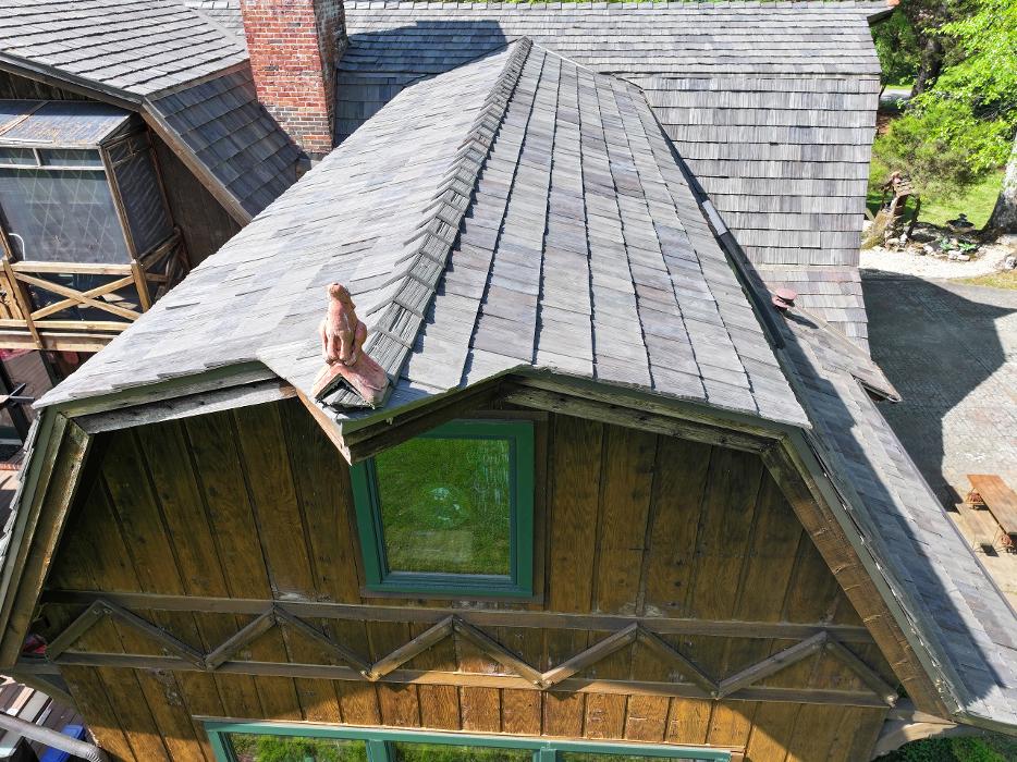 Ridgeline Roofing & Restoration Image